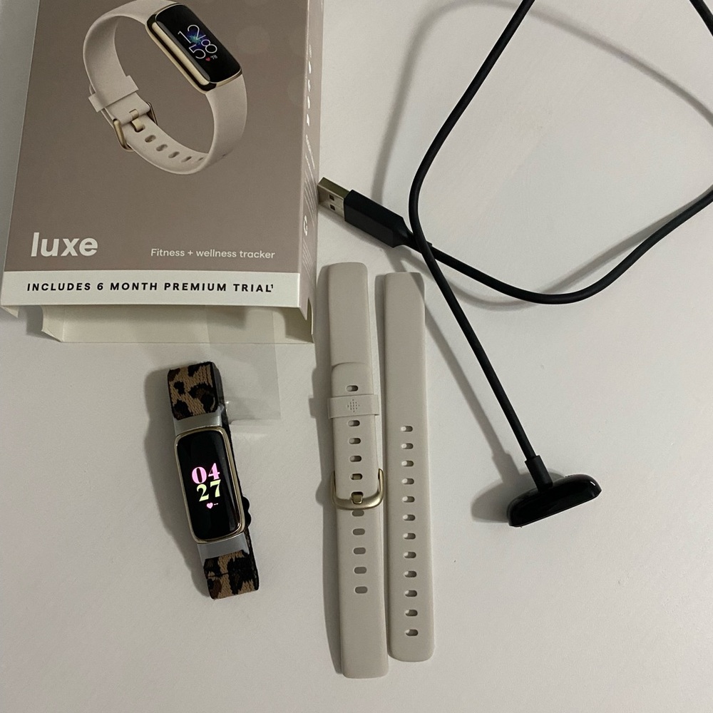FitBit Luxe Fit Bit